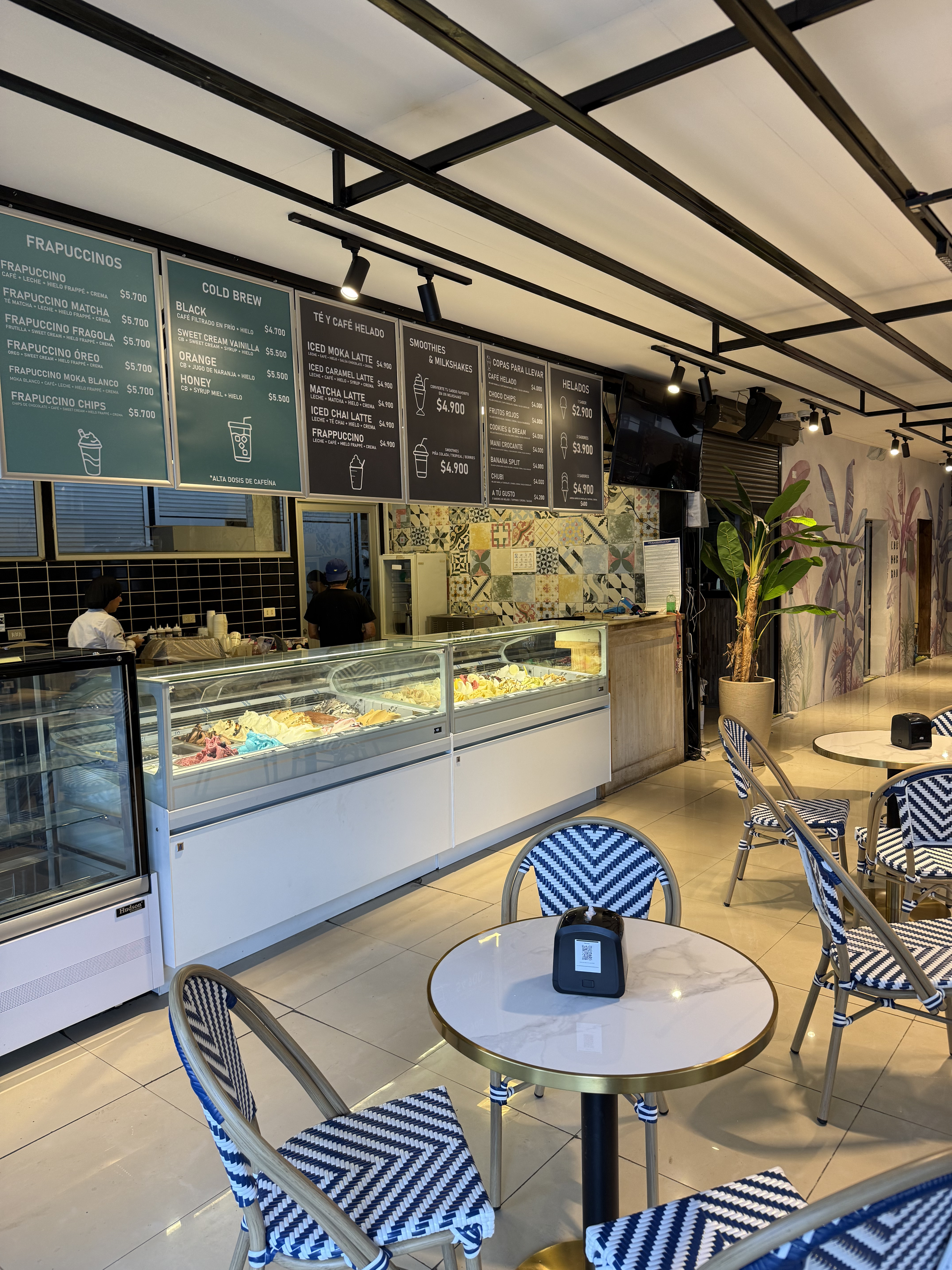 Interior Yungay 1